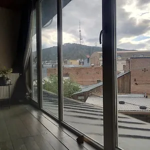 https://khedi-apartment.alltbilisihotels.com